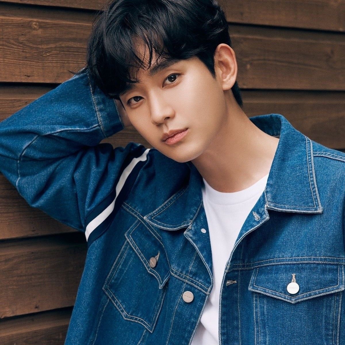 A moment captured by a fan of Kim Soohyun