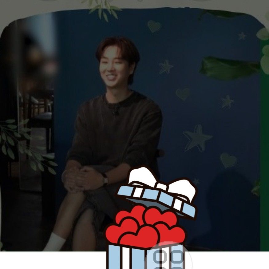 A moment captured by a fan of Song Minjun