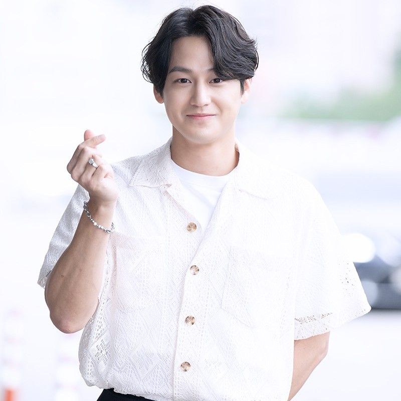 A moment captured by a fan of Kim Bum