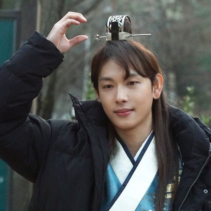 A moment captured by a fan of Yim Siwan