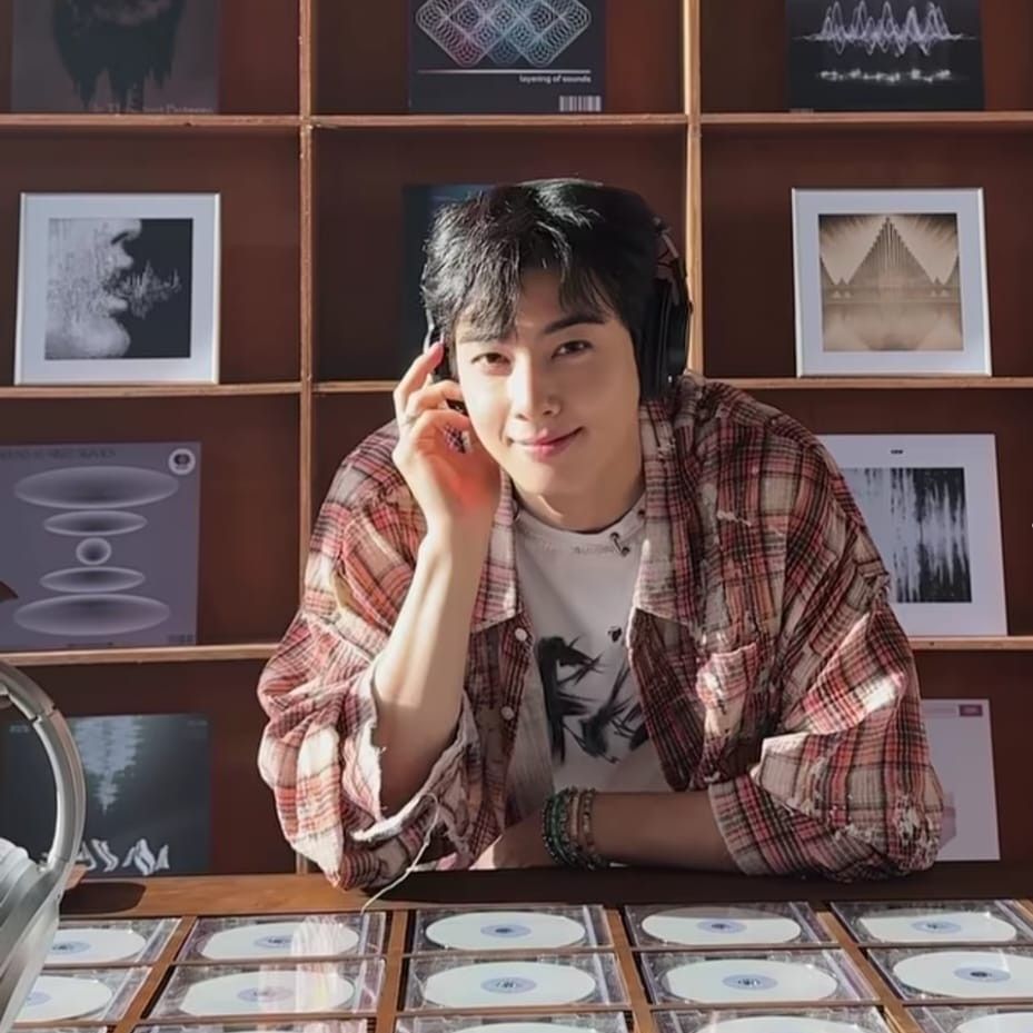 チャ・ウヌの最近の活動ショット