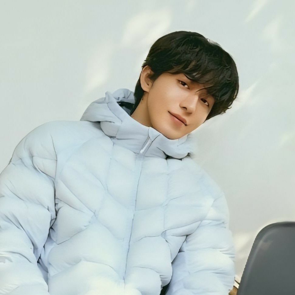 Behind-the-scenes cut of Nam Joohyuk