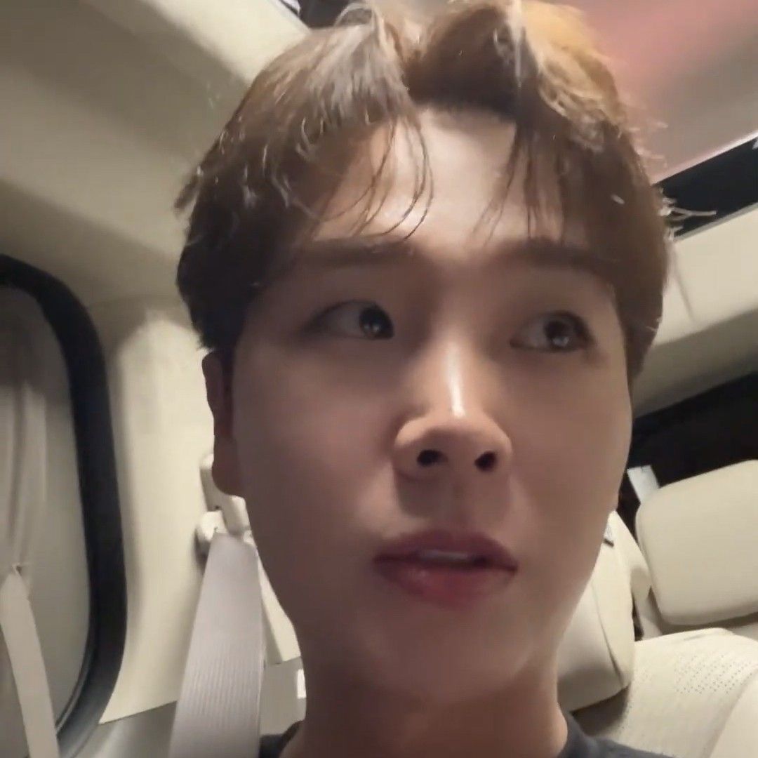 Behind-the-scenes cut of Song Minjun