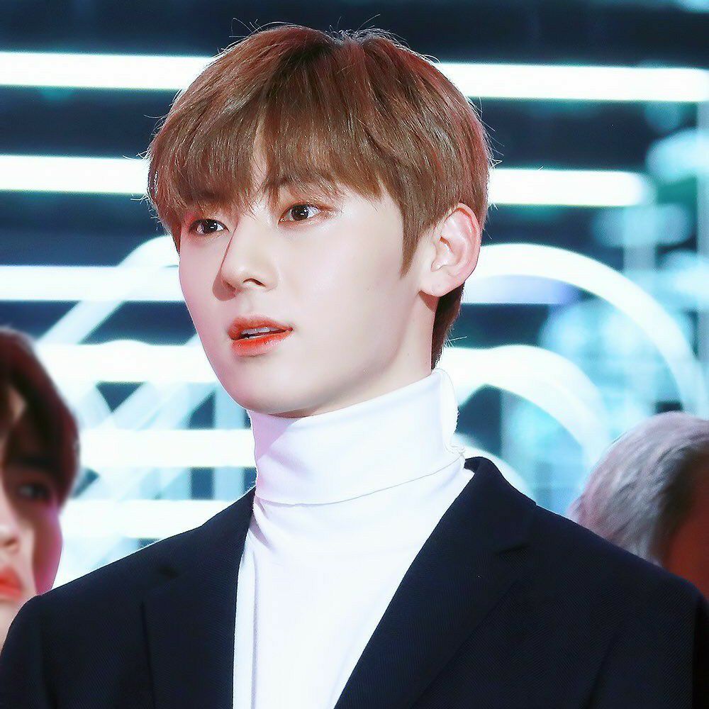 Latest photo of Hwang Minhyun