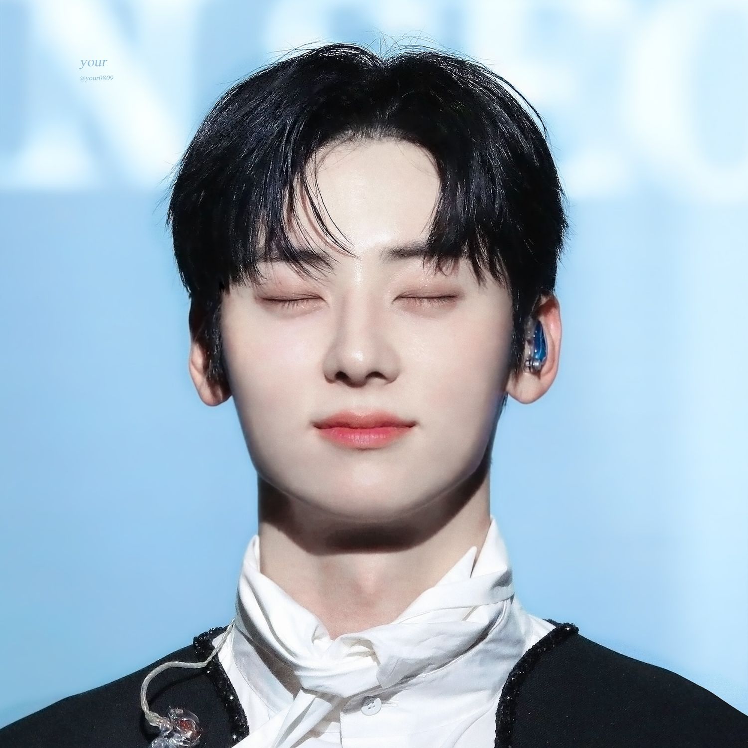 A moment captured by a fan of Hwang Minhyun