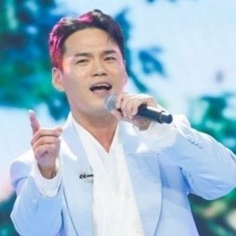 Latest photo of Lee Jung