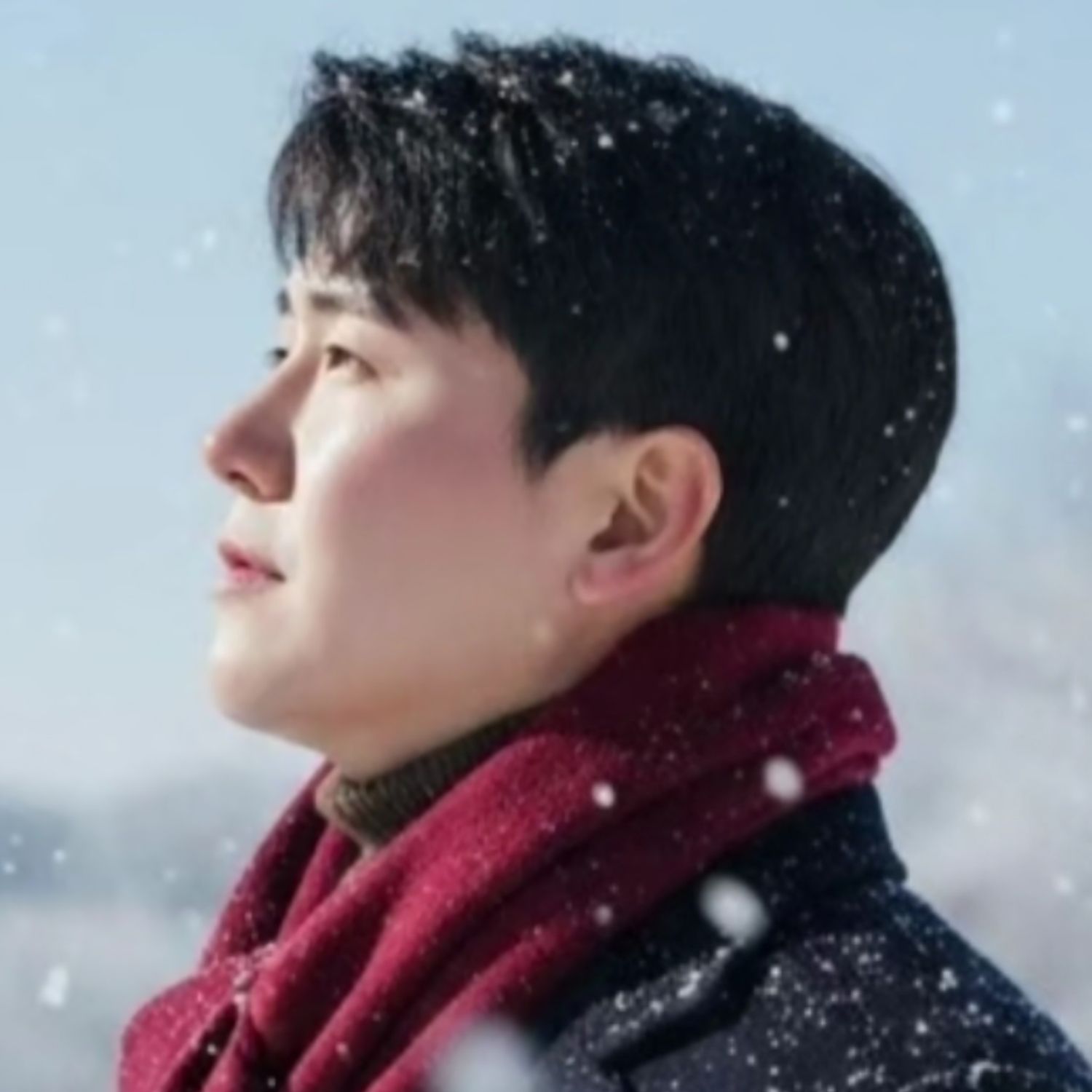 Foto terbaru dari Young Tak