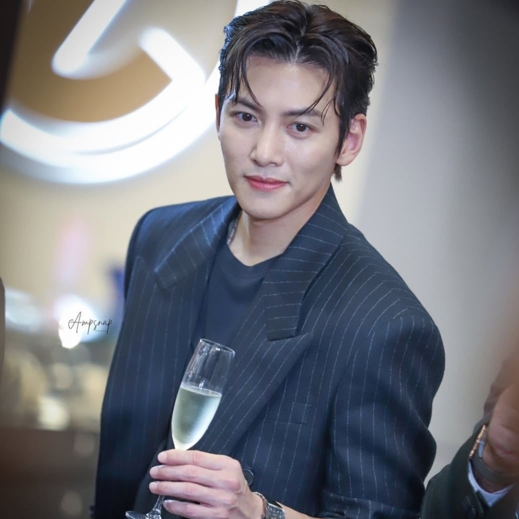 チ・チャンウクのビハインドカット