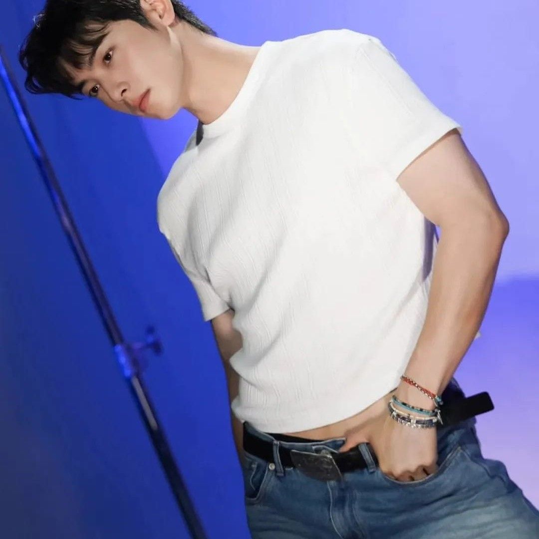 チャ・ウヌの最近の活動ショット