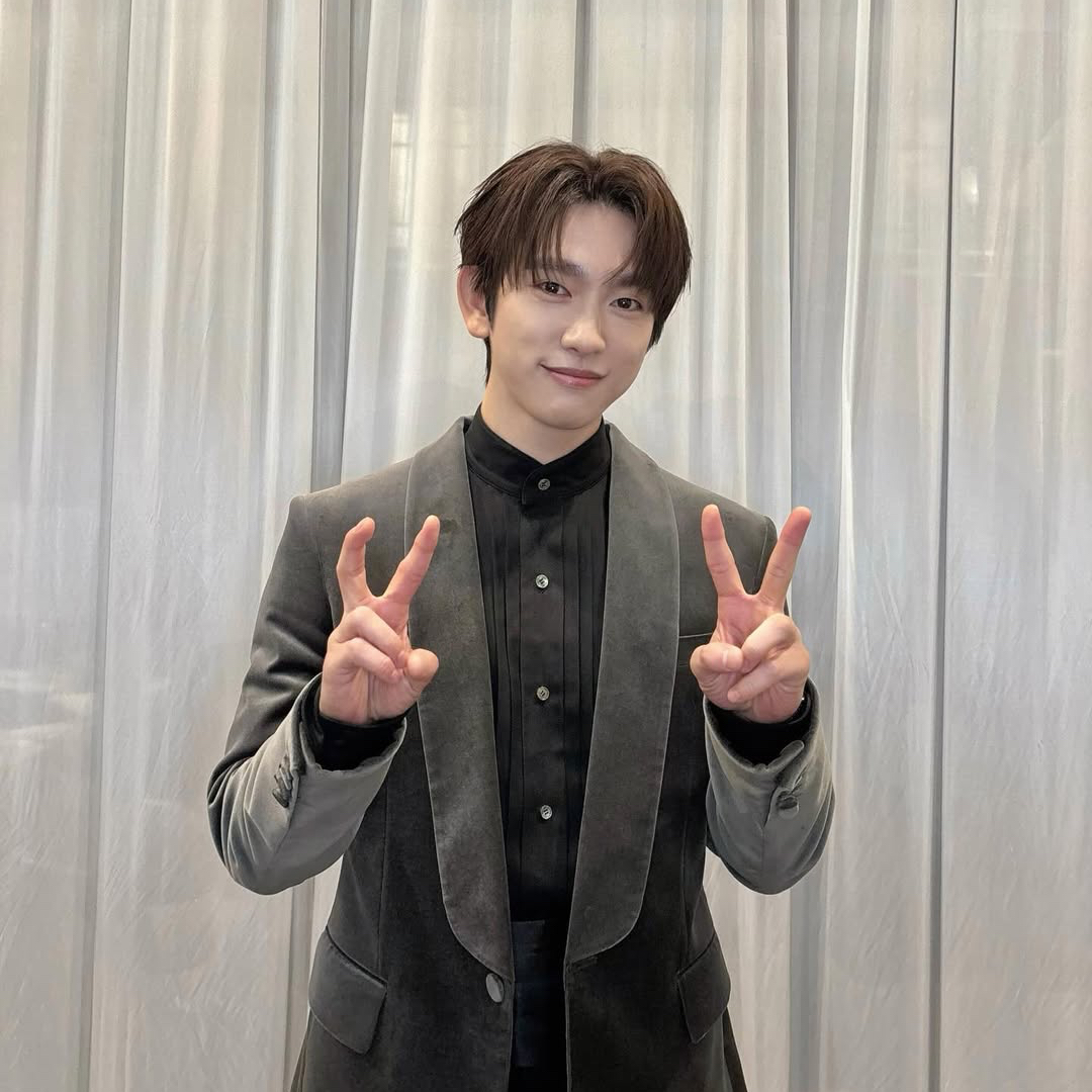 Recent activity shot of Park Jinyoung