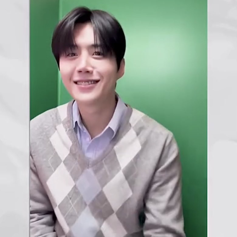 A moment captured by a fan of Kim Seonho