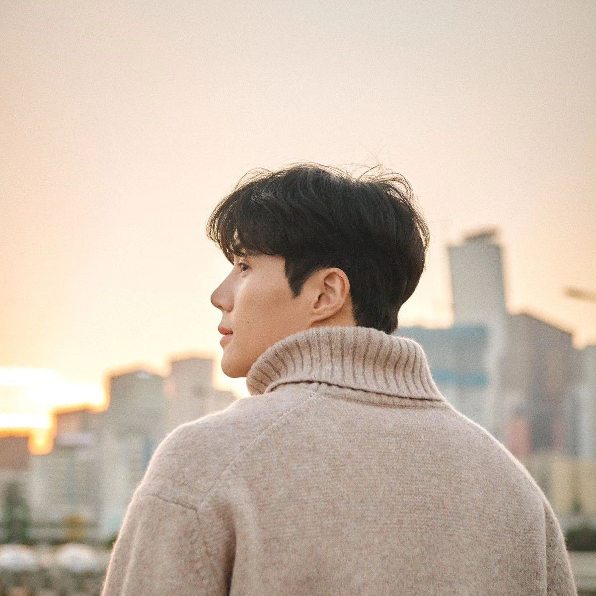 Latest photo of Kim Seonho