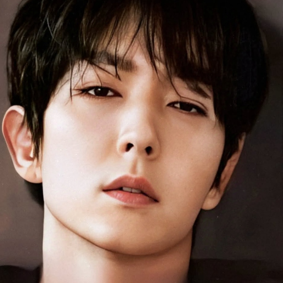 Latest photo of Lee Joongi
