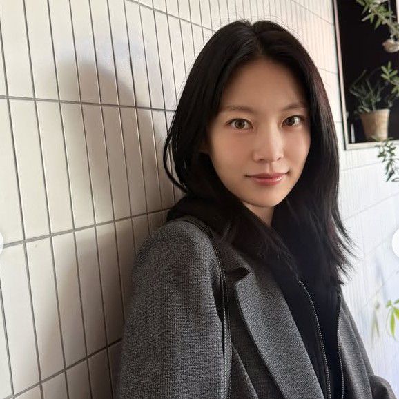 Behind-the-scenes cut of Gong Seungyeon