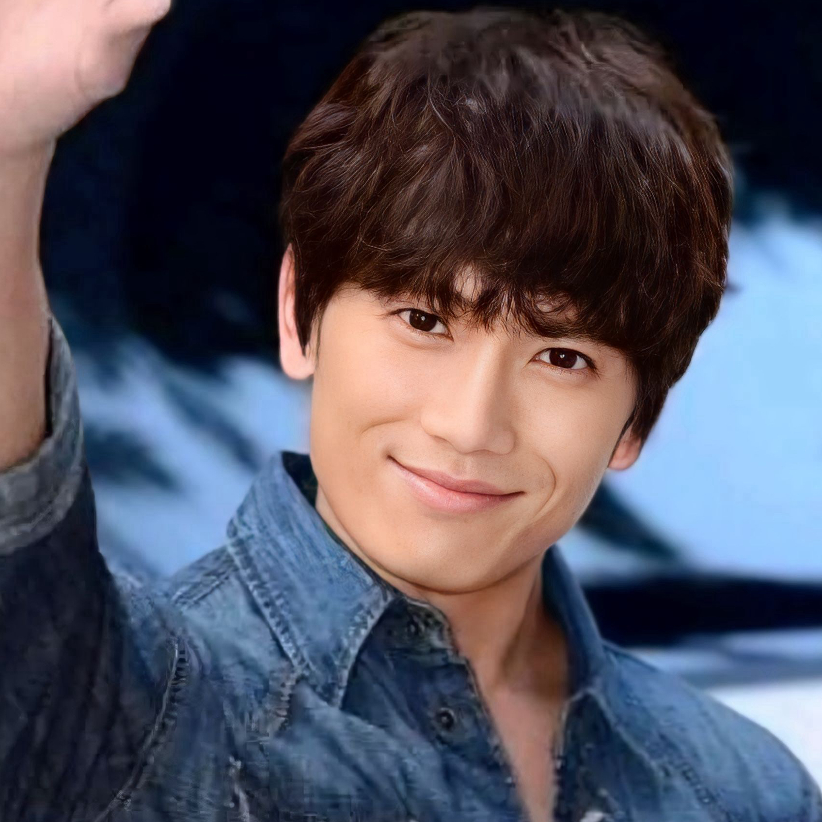 Latest photo of Ji Sung