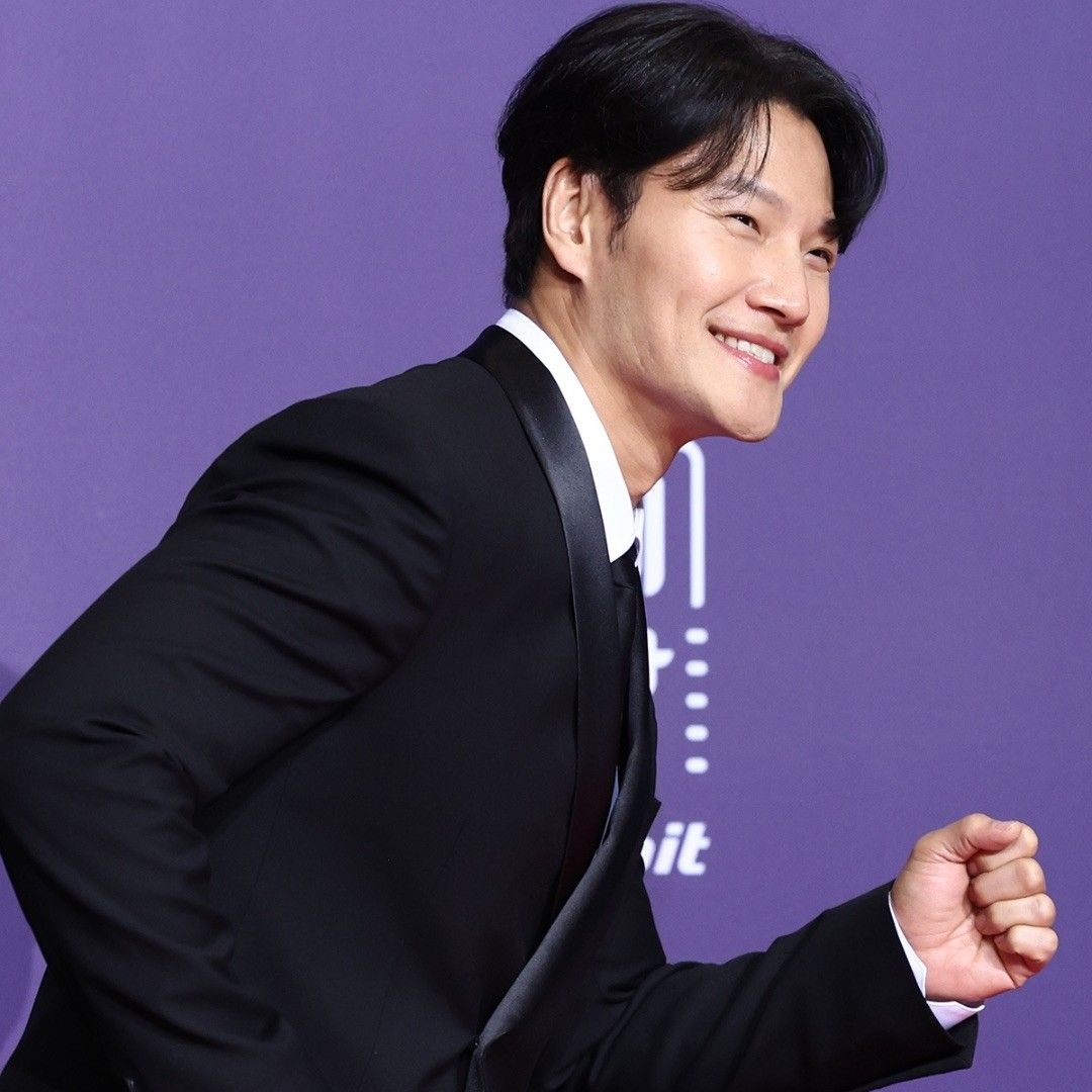 Momen yang diabadikan oleh penggemar Kim Jongkook