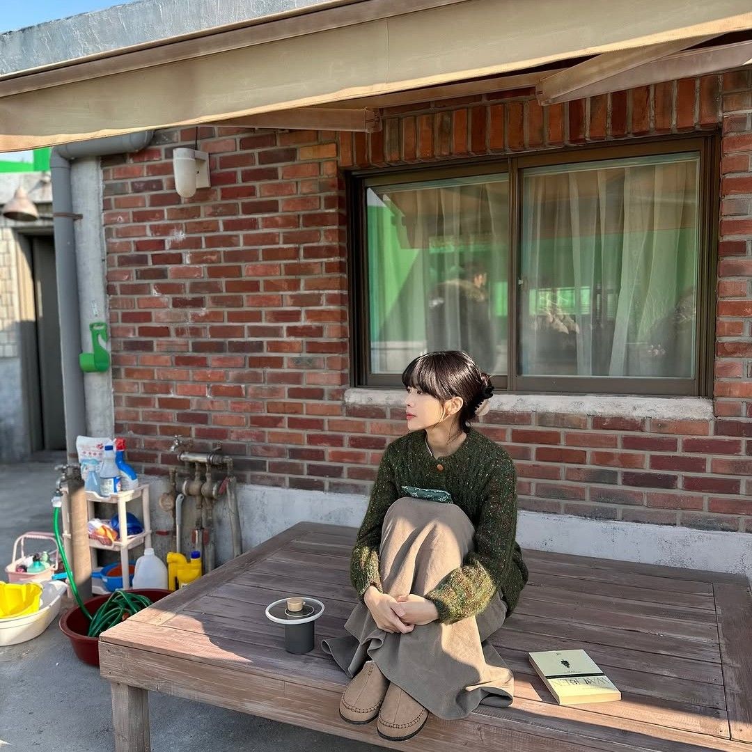 Latest photo of Roh Jeongeui