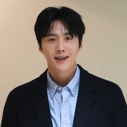 Recent activity shot of Kim Seonho