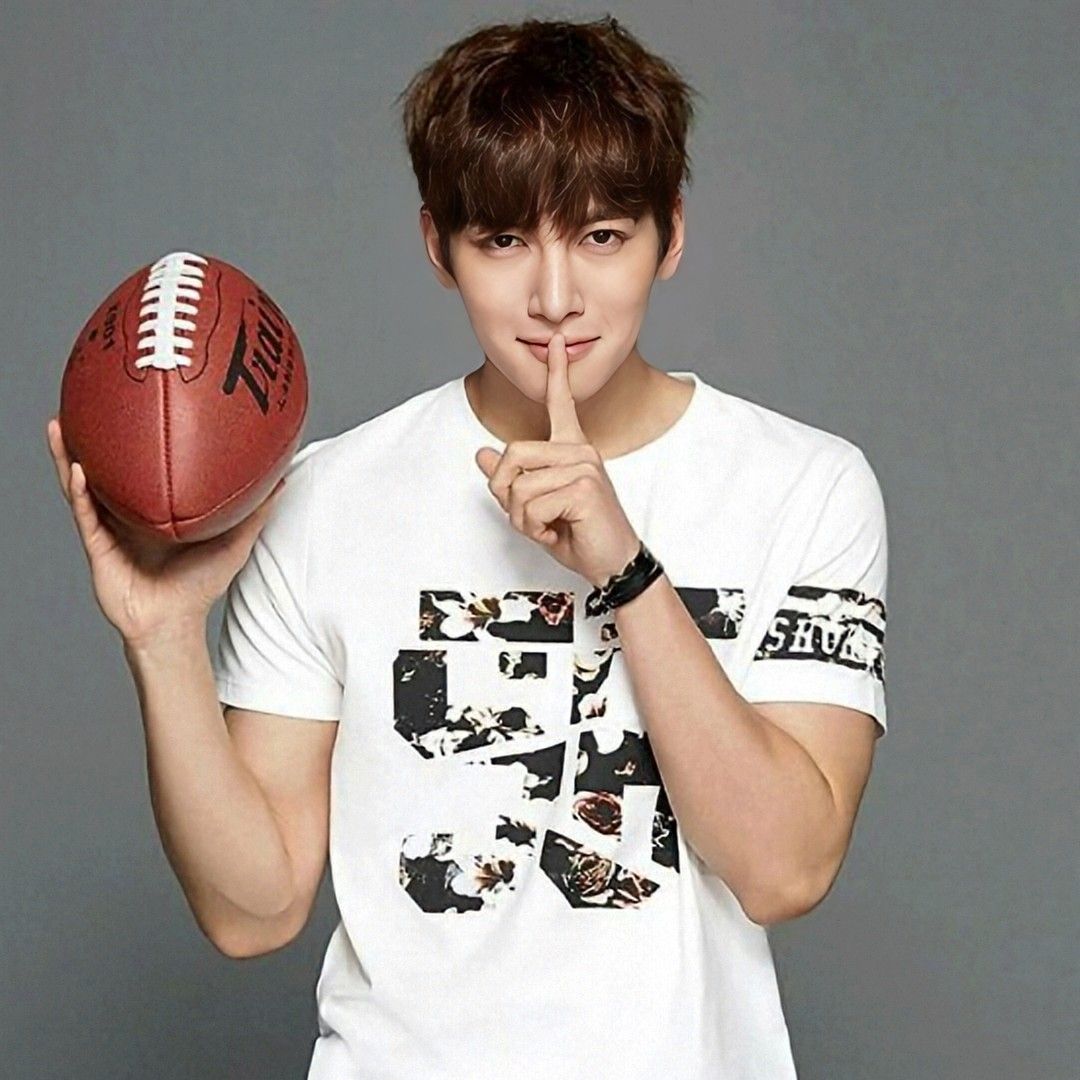 Recent activity shot of Ji Changwook