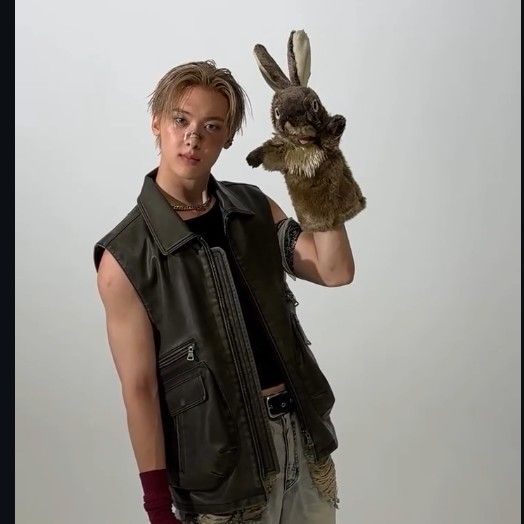 Behind-the-scenes cut of Yoon Sanha