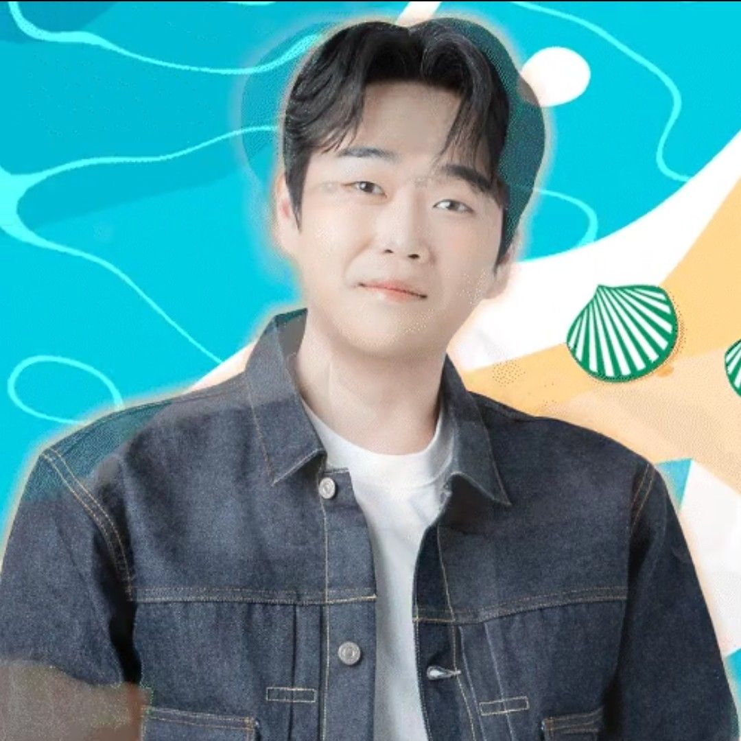 Foto terbaru dari Hwang Youngwoong
