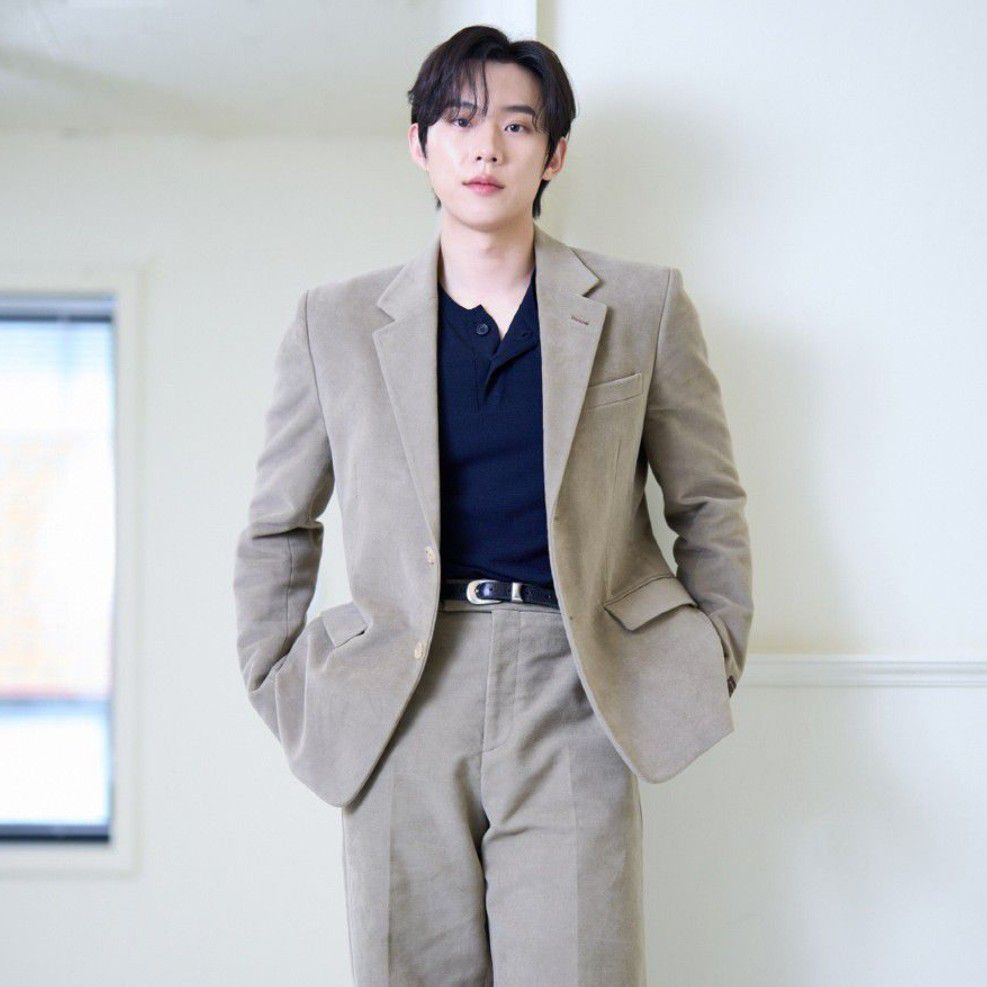 Behind-the-scenes cut of Kim Sungcheol
