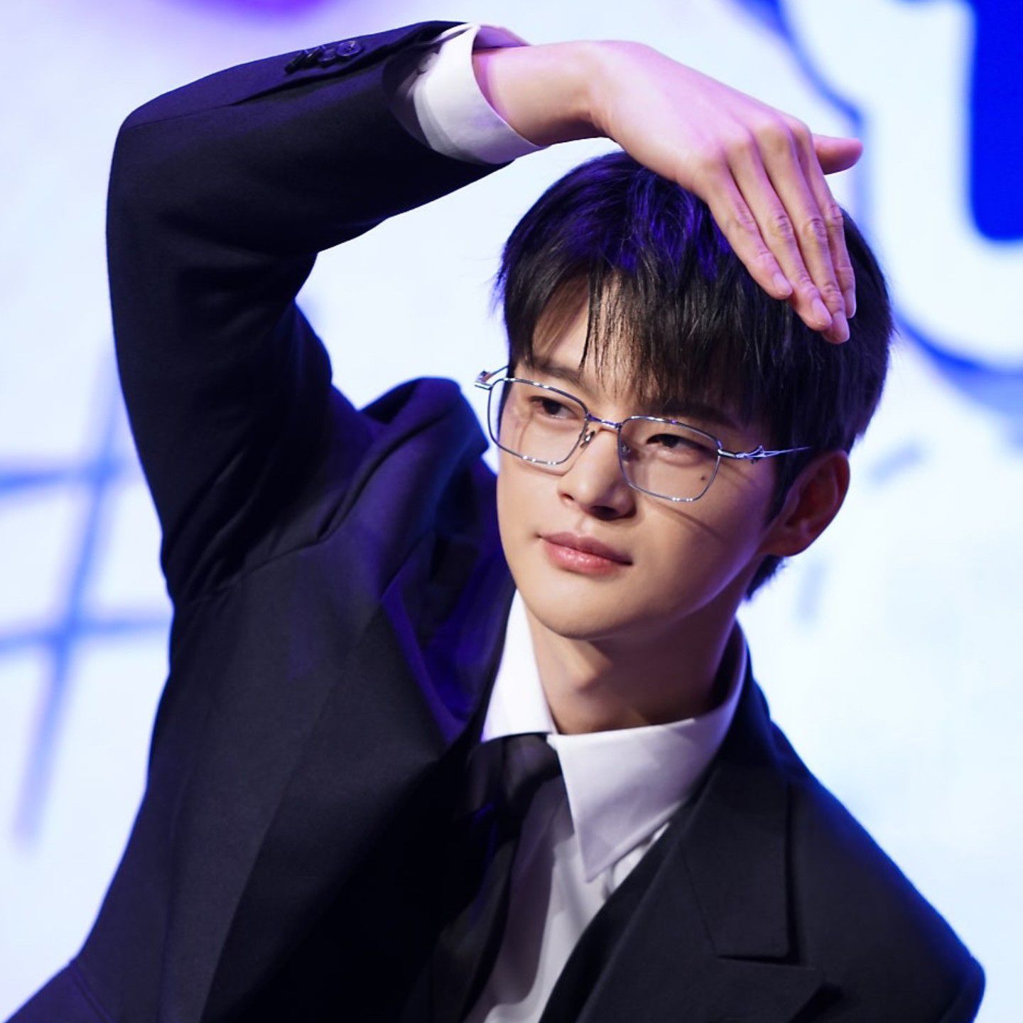 ソ・イングクのビハインドカット