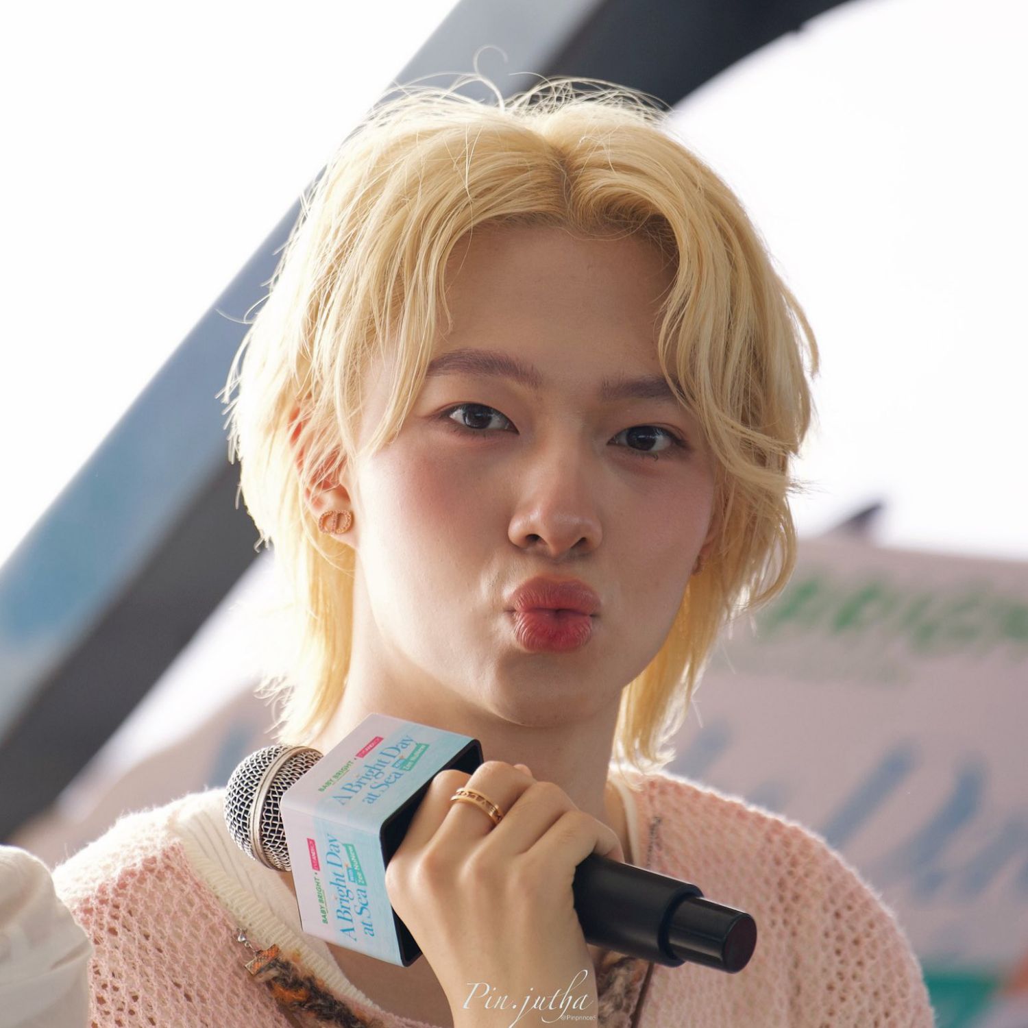 A moment captured by a fan of NuNew