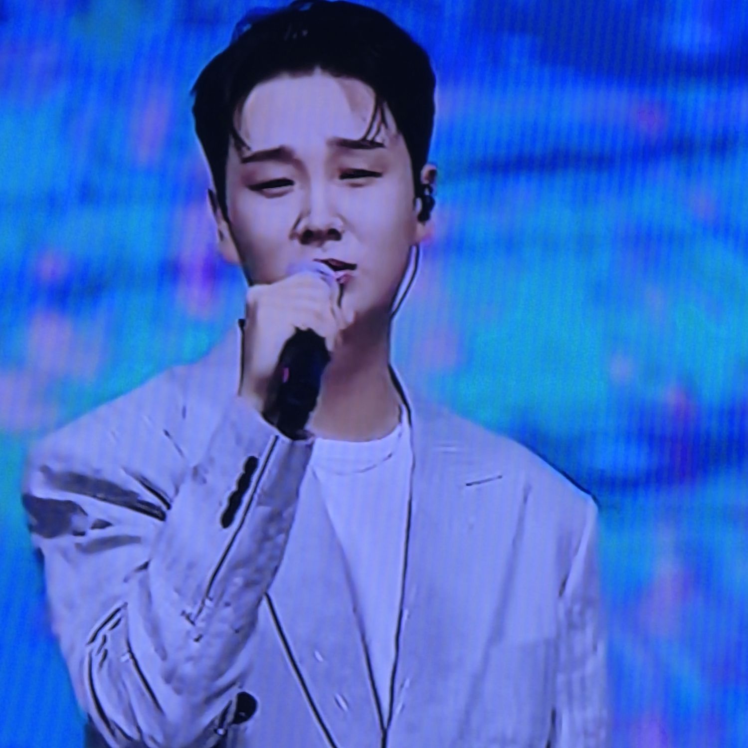 Recent activity shot of Song Minjun