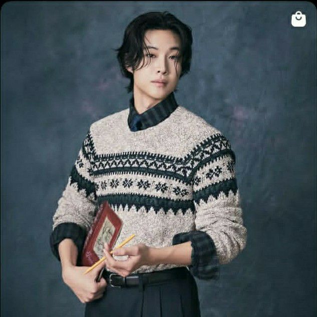 A moment captured by a fan of Lee Jongwon