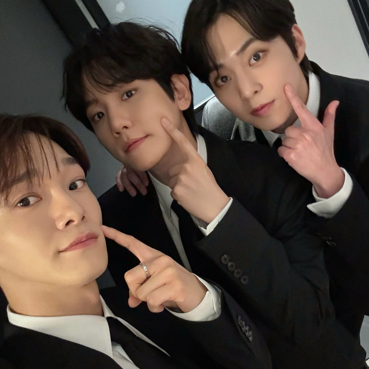 Behind-the-scenes cut of Baekhyun