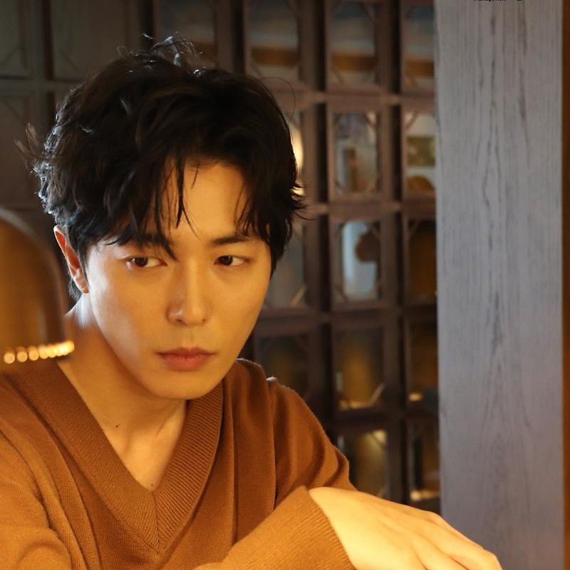 A moment captured by a fan of Kim Jaewook