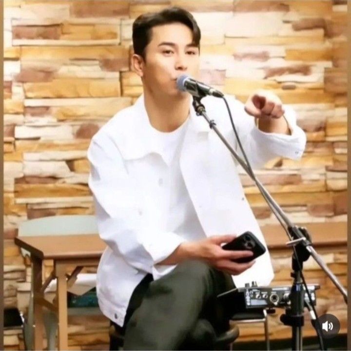 Latest photo of Jang Minho