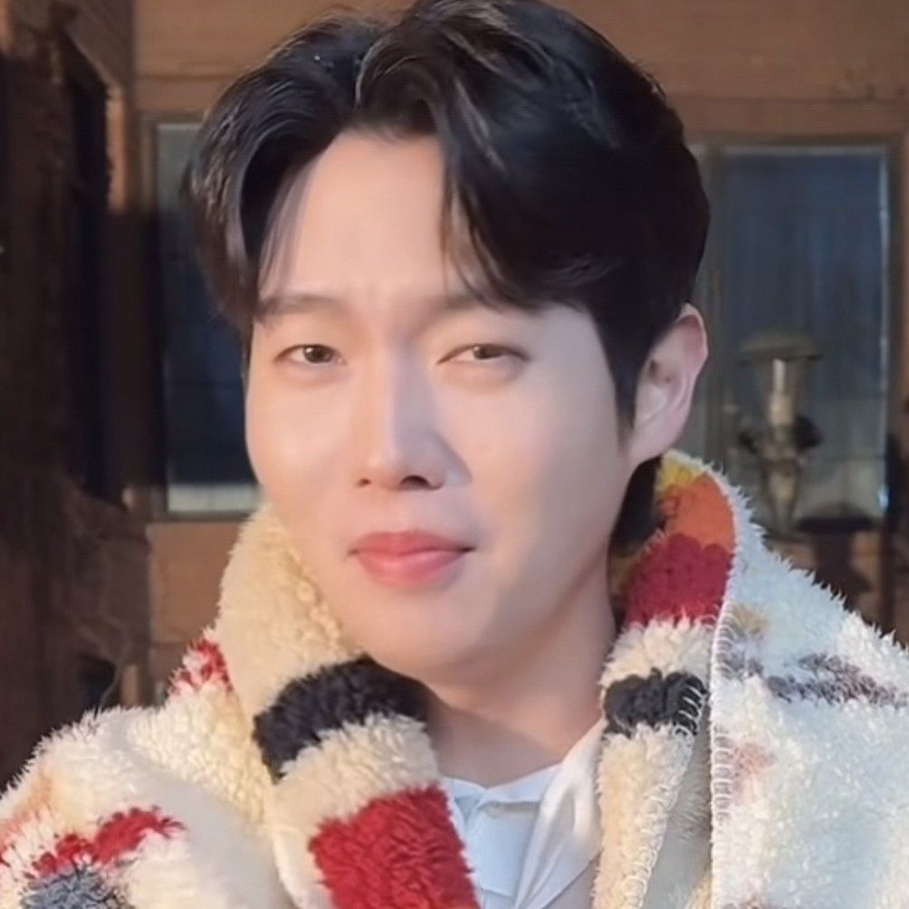 Latest photo of Son Taejin