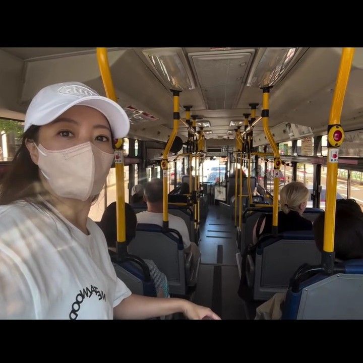 A moment captured by a fan of Kim Heesun