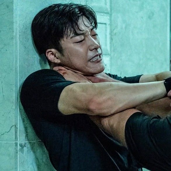 A moment captured by a fan of Woo Dohwan