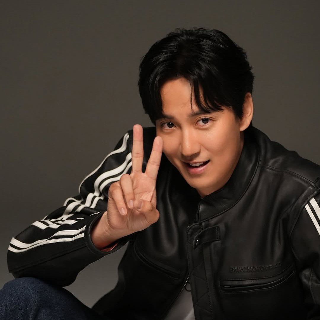 Recent activity shot of Kim Namgil