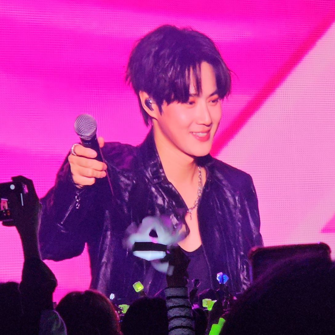 Recent activity shot of Suho