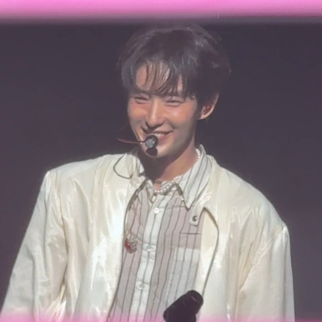 Behind-the-scenes cut of Lee Joongi