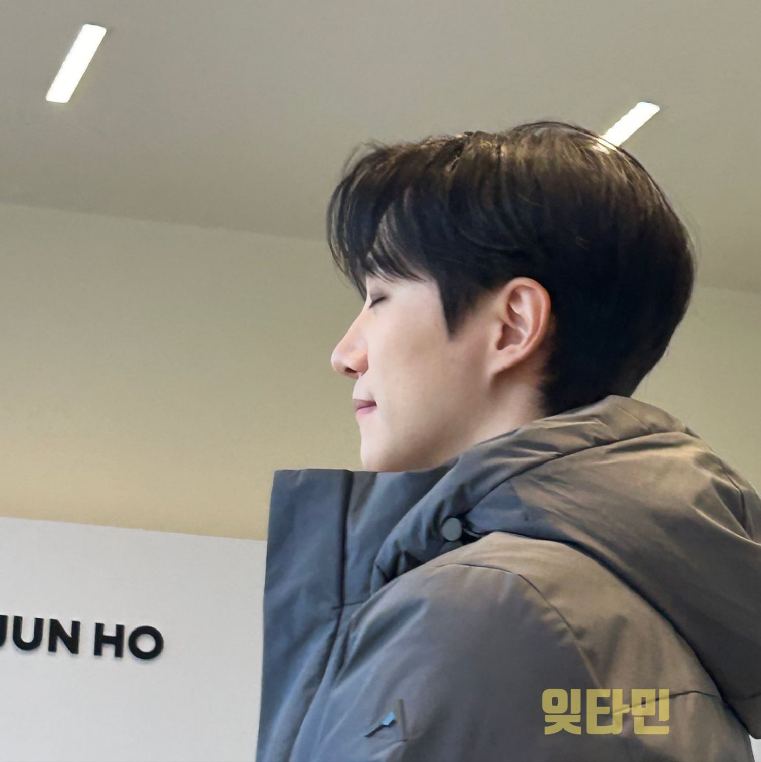 Recent activity shot of Lee Junho