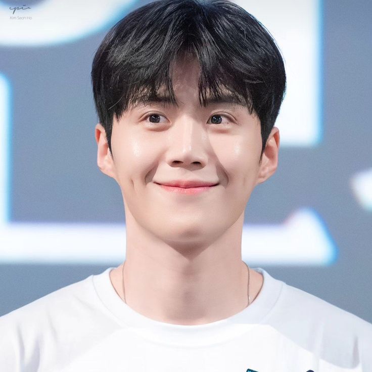 Recent activity shot of Kim Seonho