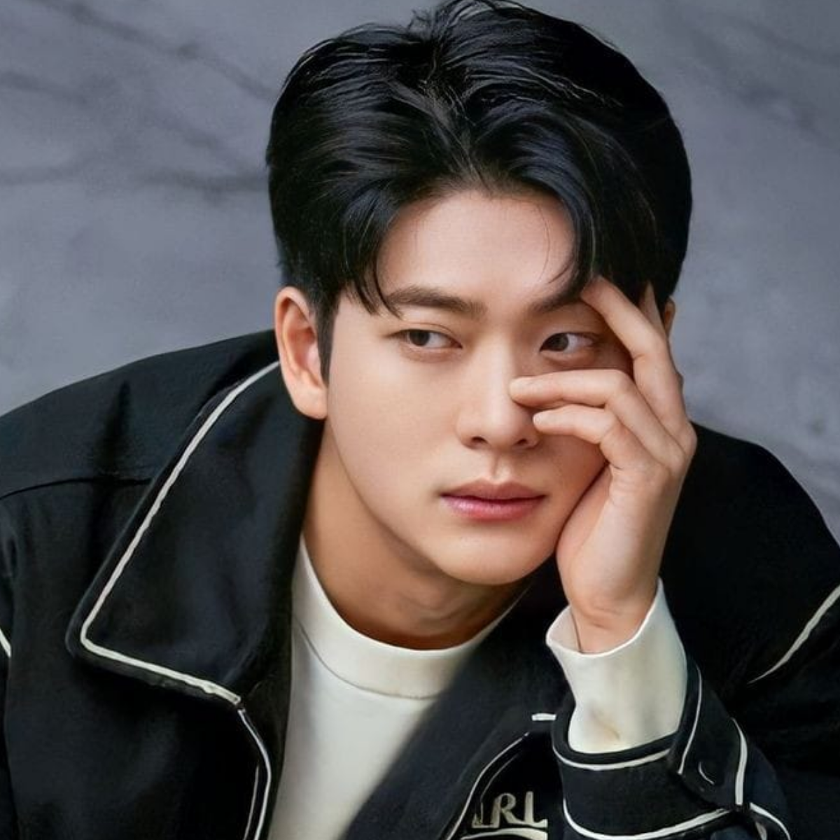 A moment captured by a fan of Kang Taeoh