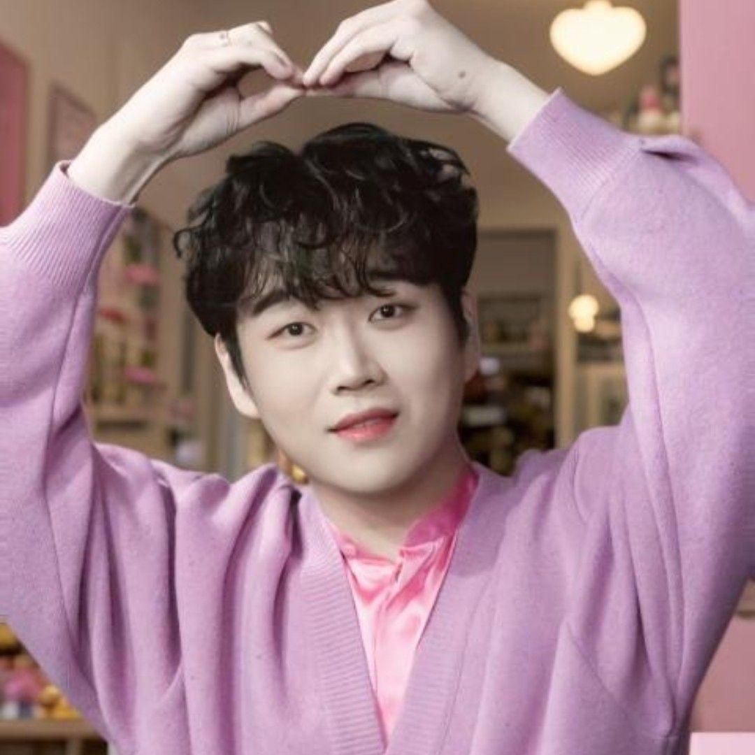 ファン・ヨンウンの最新写真