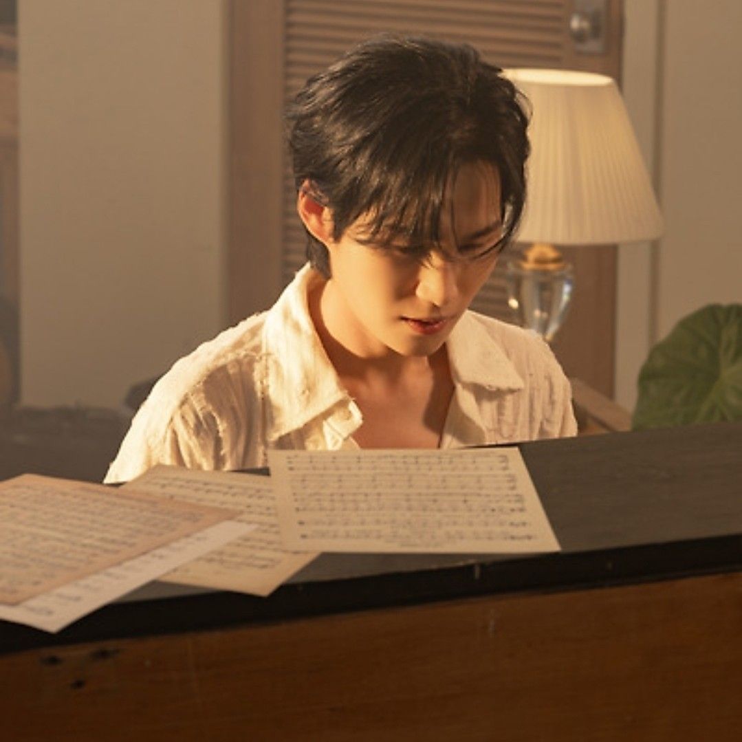 金熙栽的最新照片