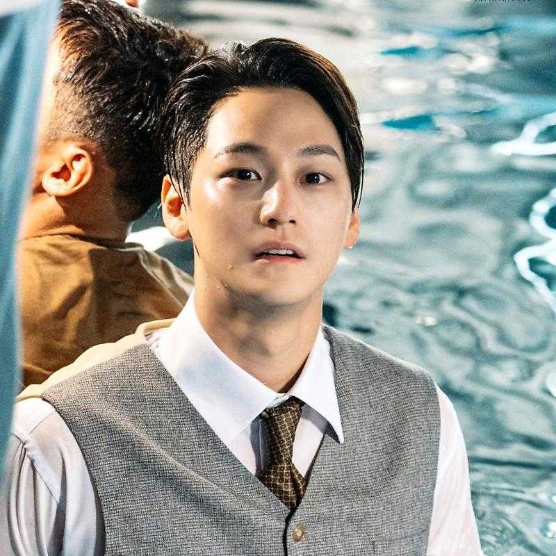 A moment captured by a fan of Kim Bum