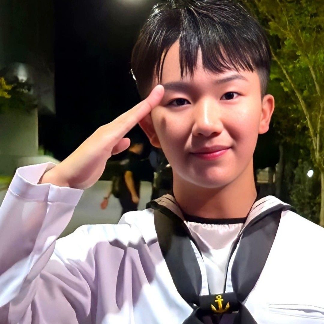 Behind-the-scenes cut of Nam Seungmin