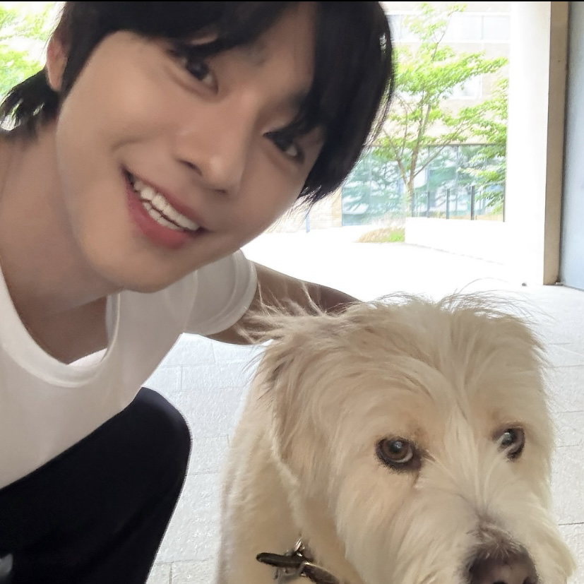 Recent activity shot of Ahn Hyoseop