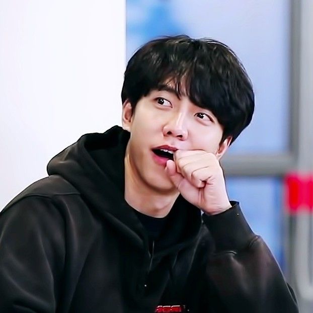 李升基的近期活动照