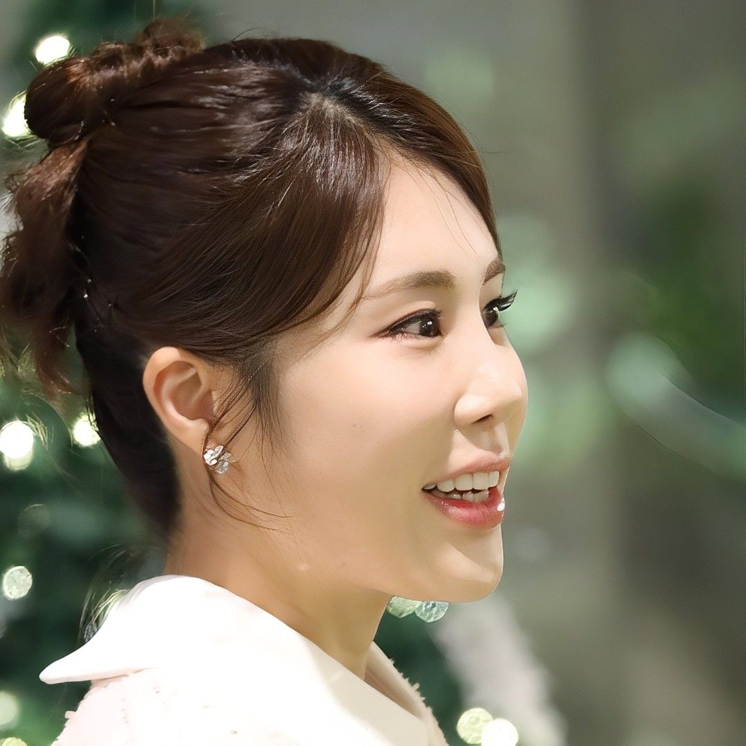 Latest photo of Kim Soyou