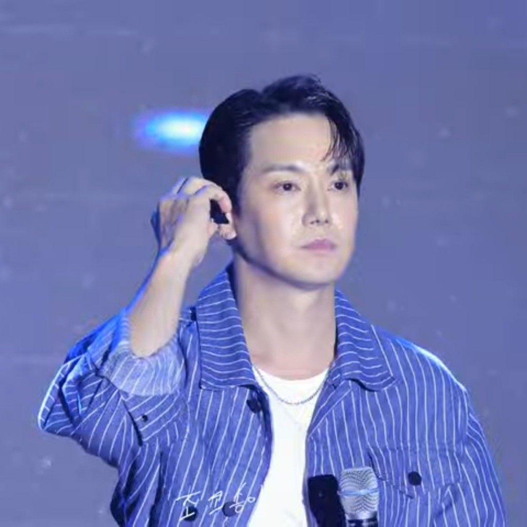 Recent activity shot of Hwanhee